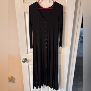 Carly Jean Los Angeles Black Long Sleeve Dress